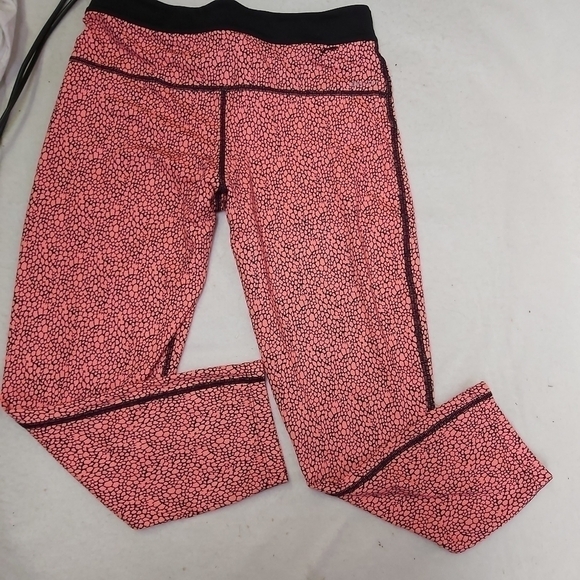 NIKE dry fit aop relay crop running tights - Picture 6 of 9